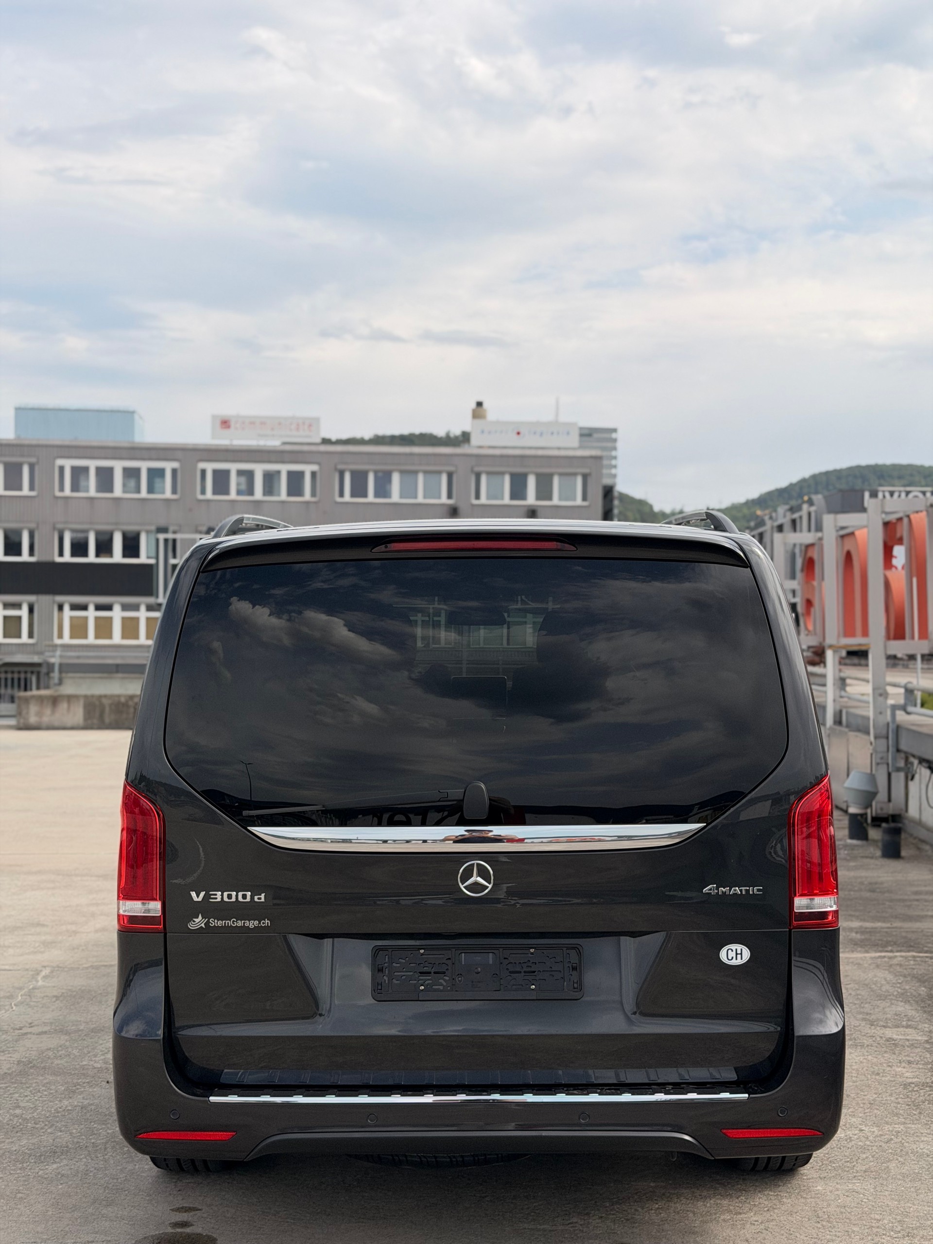 MERCEDES-BENZ V 300 d lang Swiss Edition 4Matic 9G-Tronic-image-8