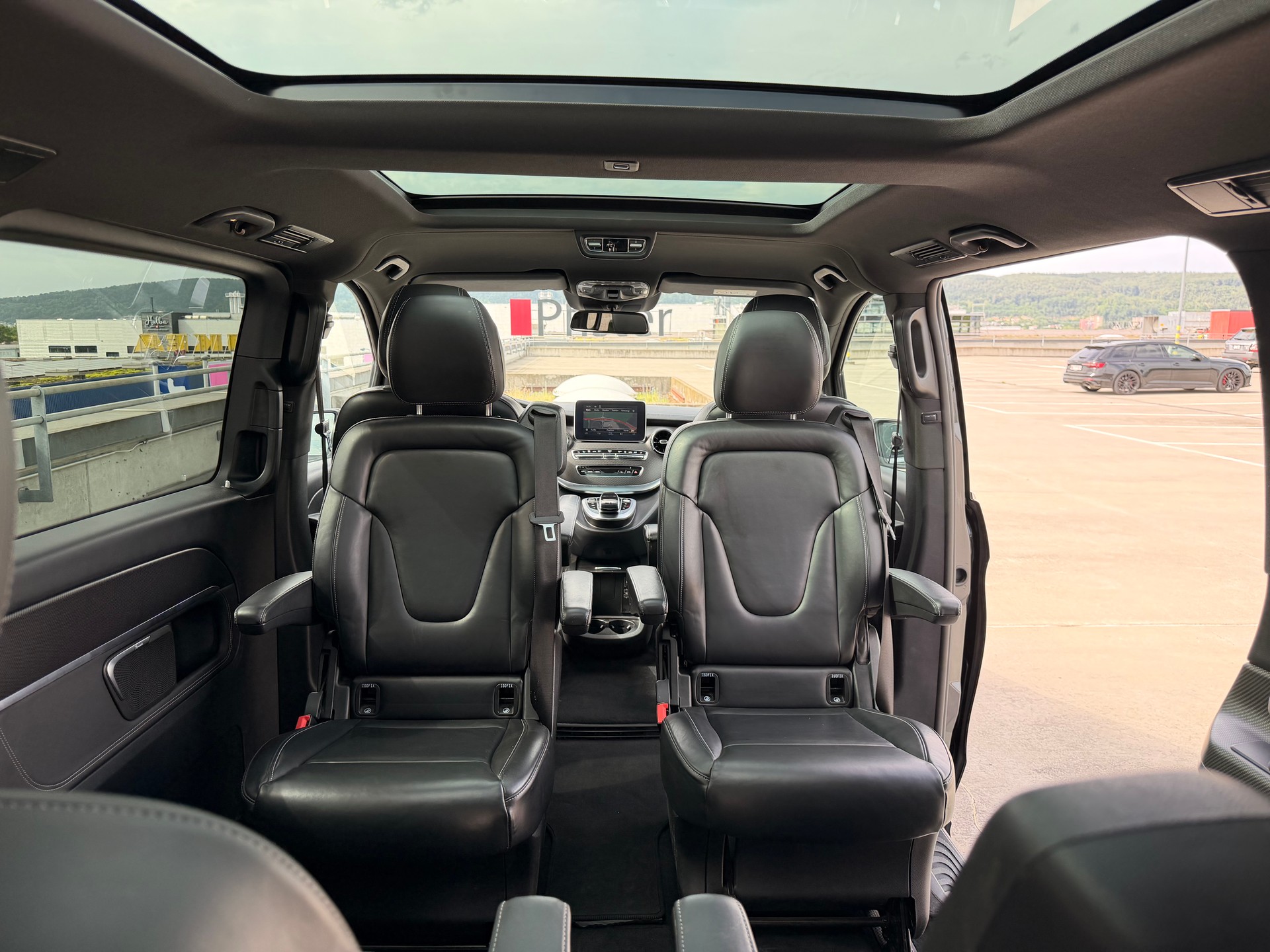 MERCEDES-BENZ V 300 d lang Swiss Edition 4Matic 9G-Tronic-image-13