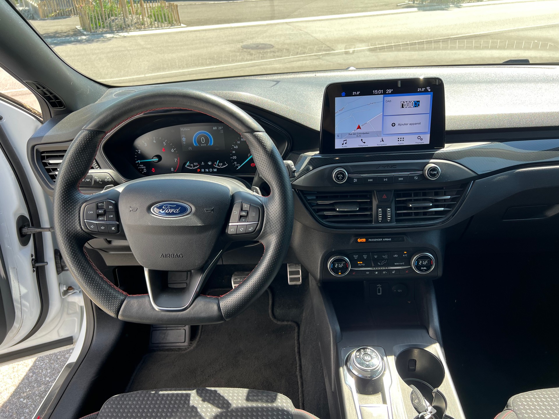 FORD Focus 1.0 SCTi ST Line Automatic-image-7