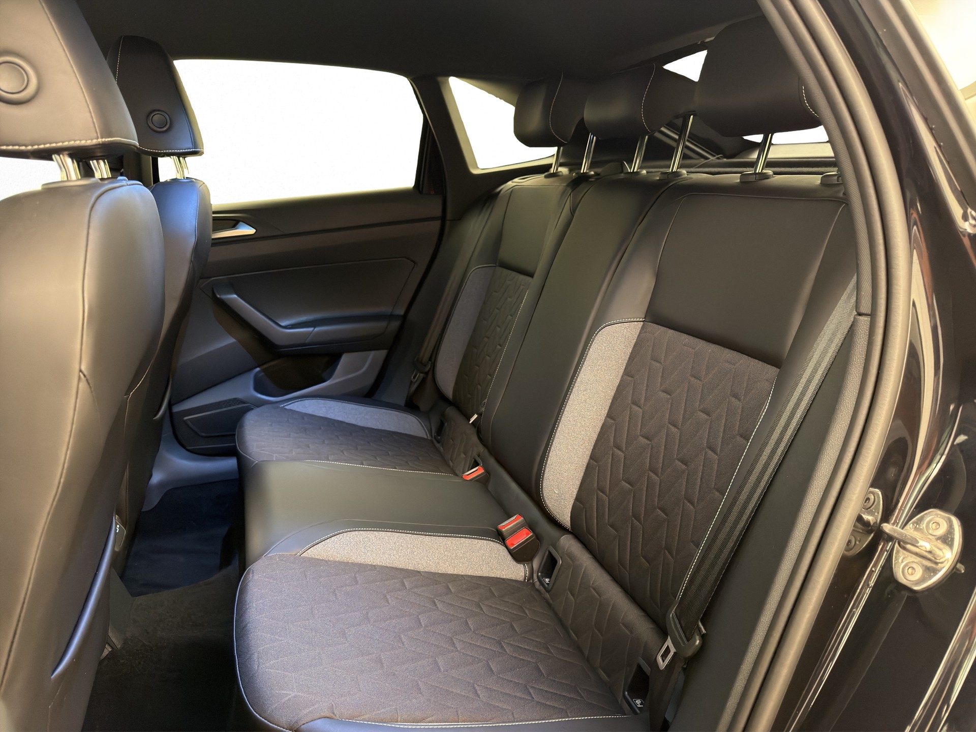 VW Taigo 1.0 TSI Goal DSG-image-11
