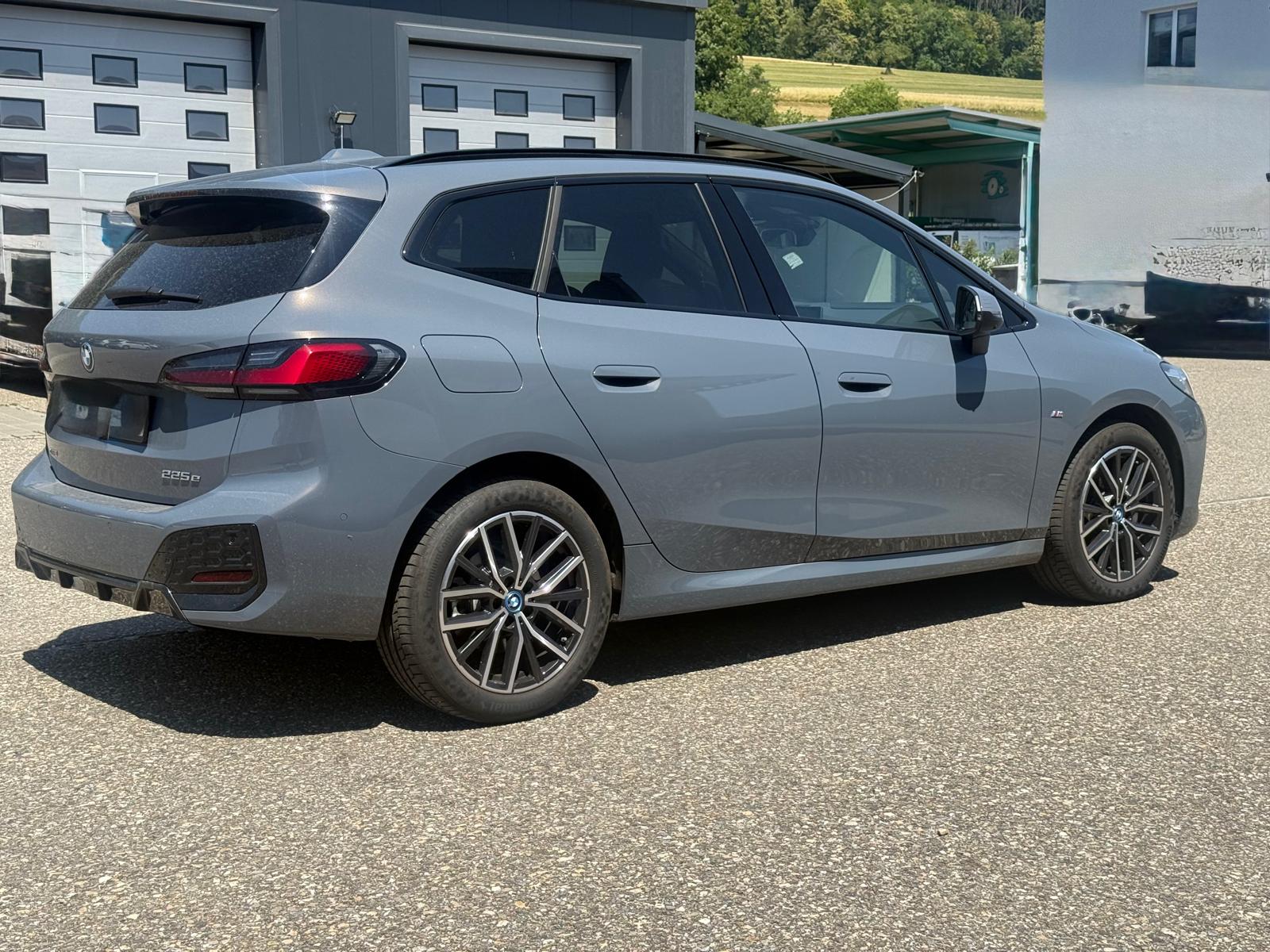 BMW 225e xDrive Active Tourer M Sport-image-6