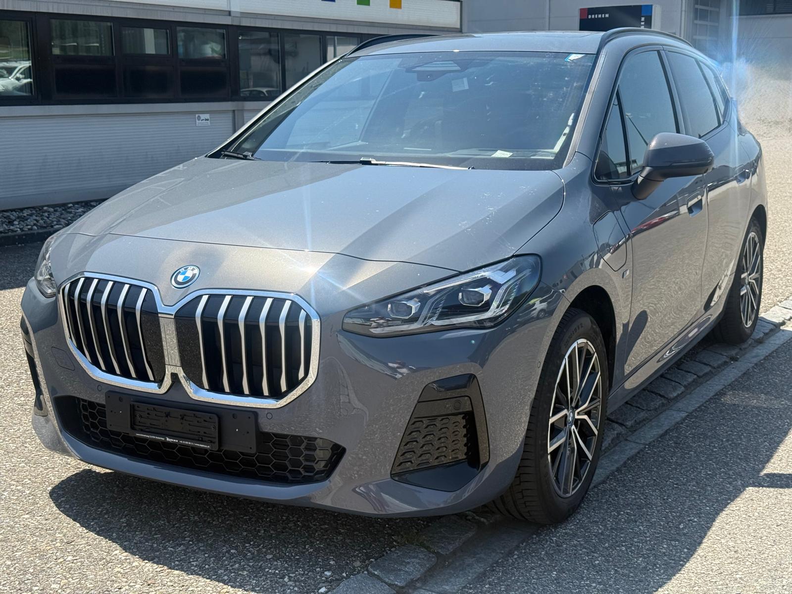BMW 225e xDrive Active Tourer M Sport-image-1