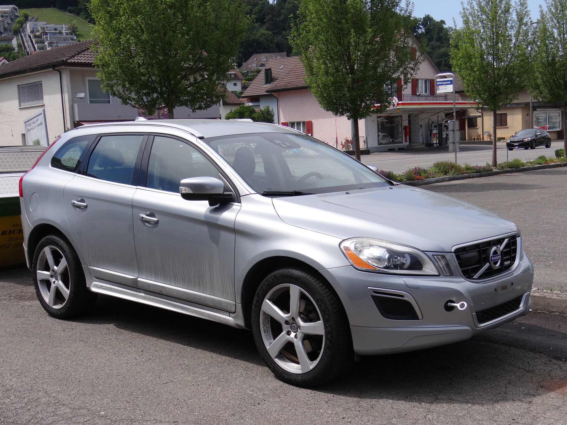VOLVO XC60 D5 AWD R-Design Geartronic-image-3