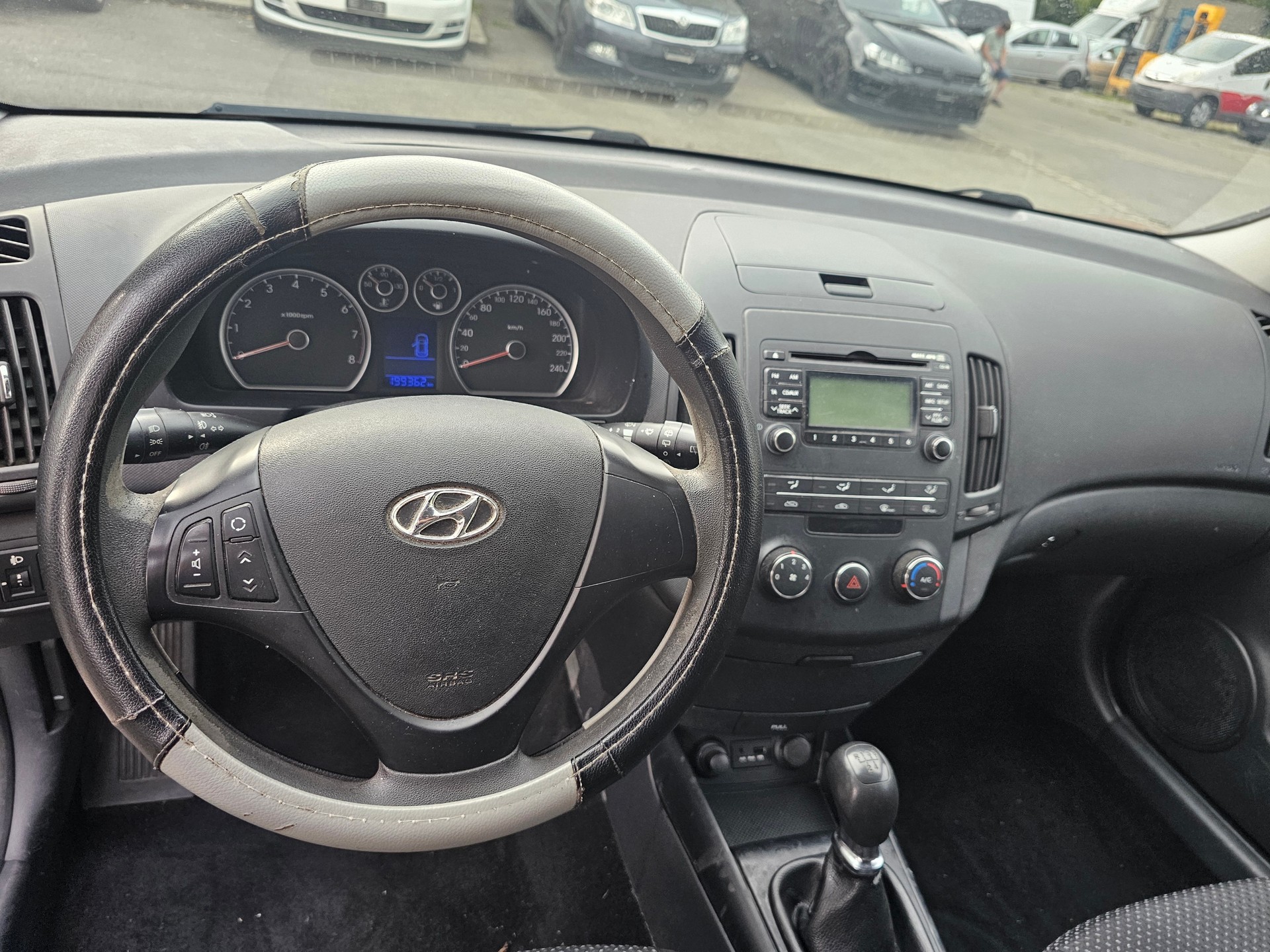 HYUNDAI i30 Wagon 1.4 Comfort-image-8