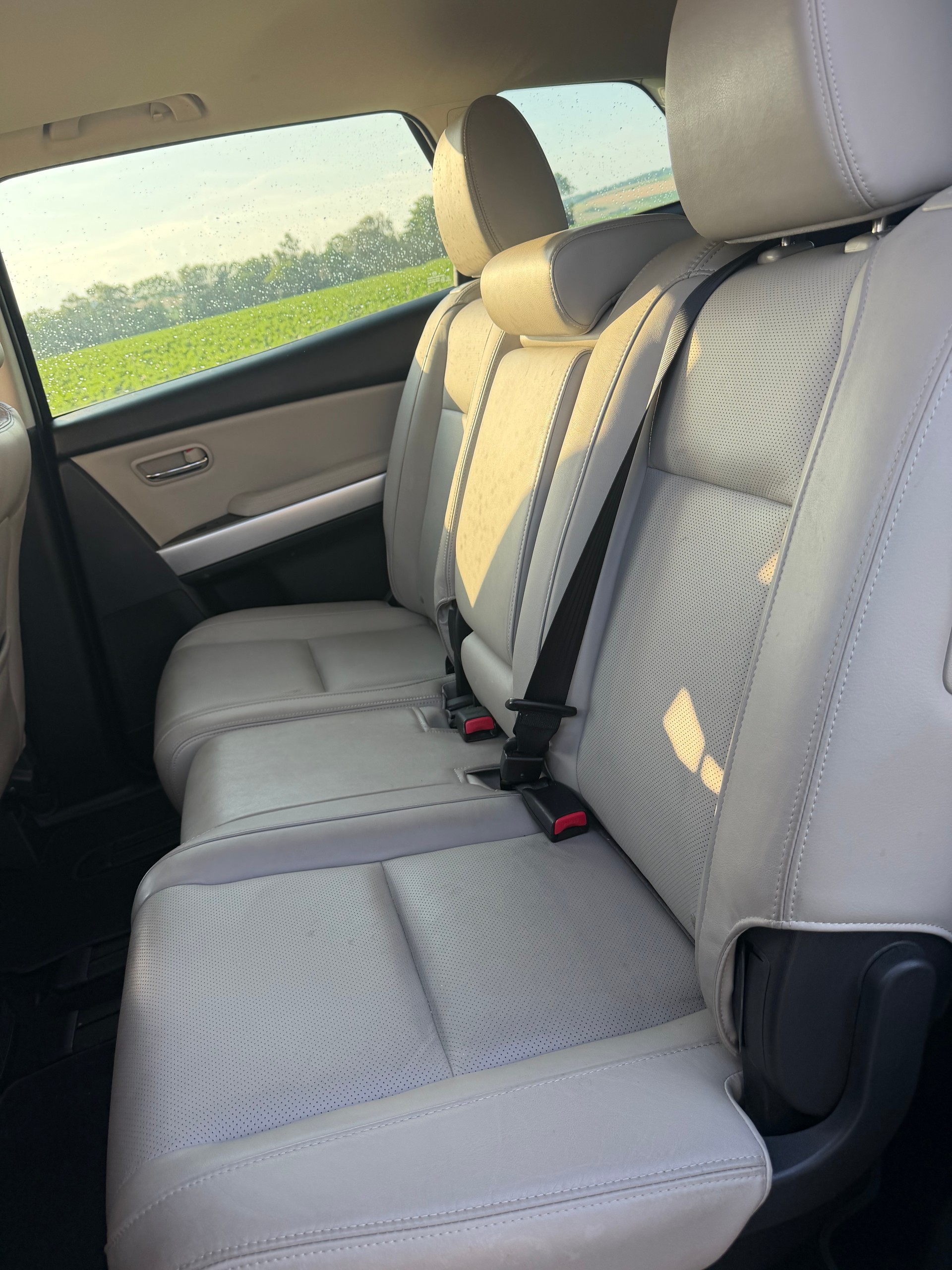 MAZDA CX-9 3.7 V6 Revolution Automatic-image-8