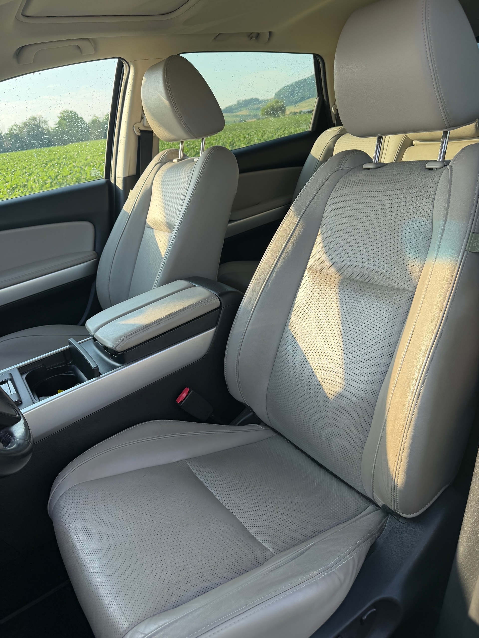 MAZDA CX-9 3.7 V6 Revolution Automatic-image-9