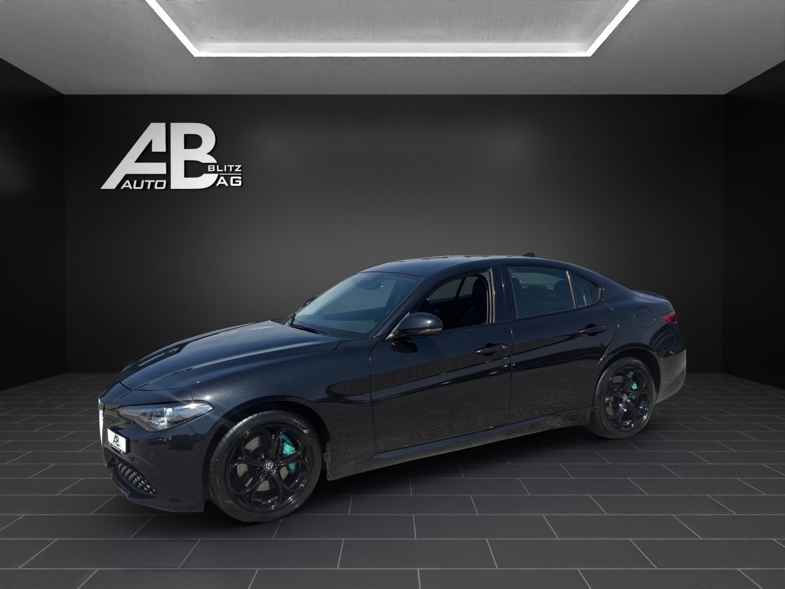 ALFA ROMEO Giulia 2.0 Veloce Q4 Automatic mit 280 PS * Ragazzon Sportauspuffanlage *-image-1
