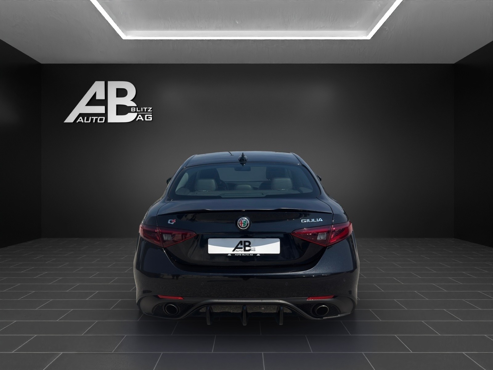 ALFA ROMEO Giulia 2.0 Veloce Q4 Automatic mit 280 PS * Ragazzon Sportauspuffanlage *-image-3