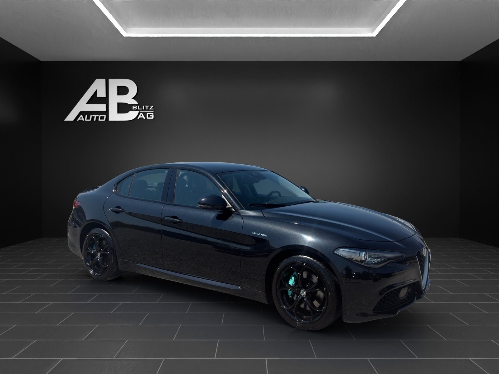 ALFA ROMEO Giulia 2.0 Veloce Q4 Automatic mit 280 PS * Ragazzon Sportauspuffanlage *-image-5