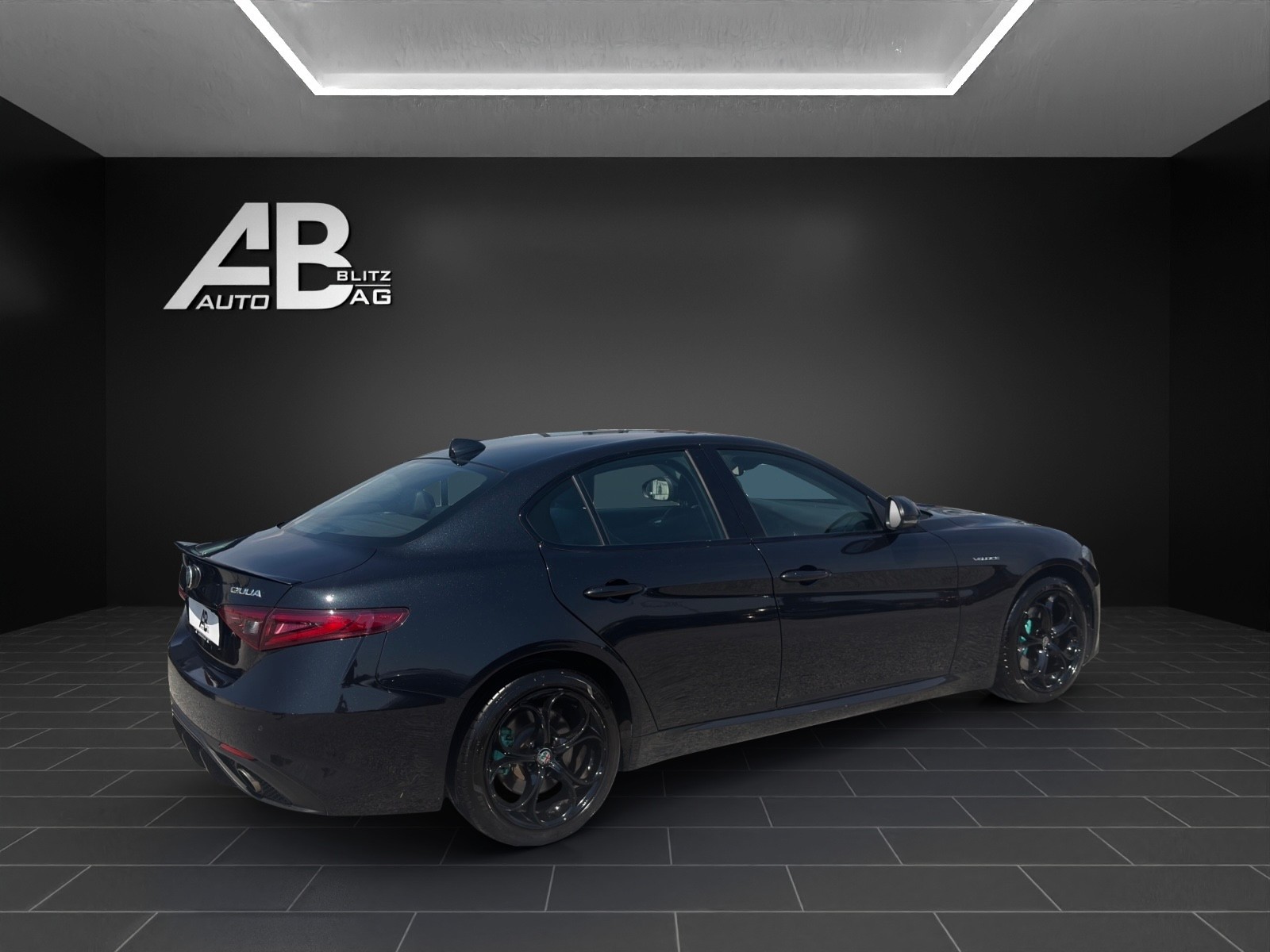 ALFA ROMEO Giulia 2.0 Veloce Q4 Automatic mit 280 PS * Ragazzon Sportauspuffanlage *-image-4