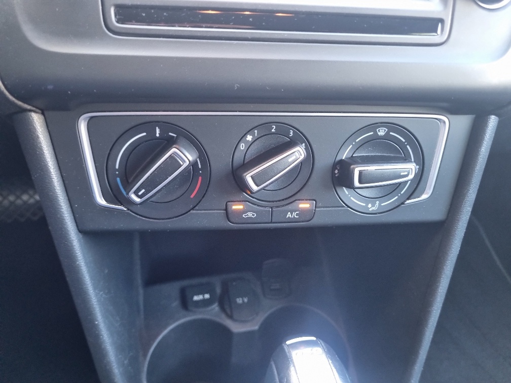 VW Polo 1.2 TSI BMT Comfortline DSG-image-14