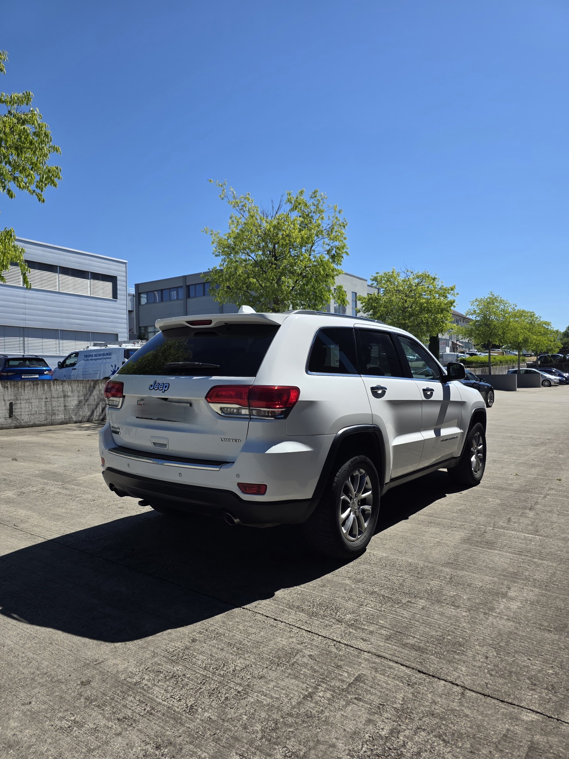 JEEP Grand Cherokee 3.0 CRD Limited Automatic-image-14
