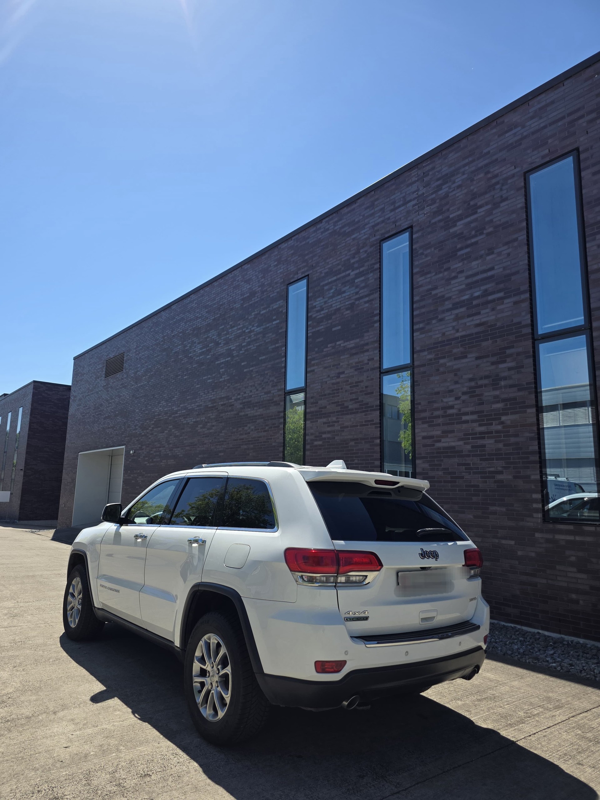JEEP Grand Cherokee 3.0 CRD Limited Automatic-image-4