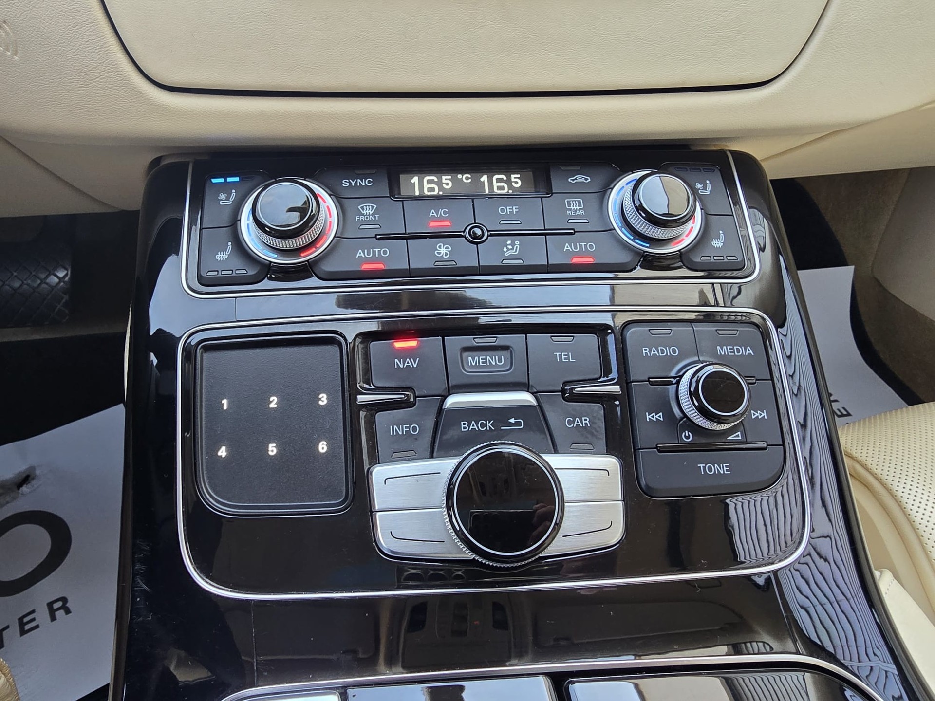 AUDI A8 L 4.0 TFSI-image-10