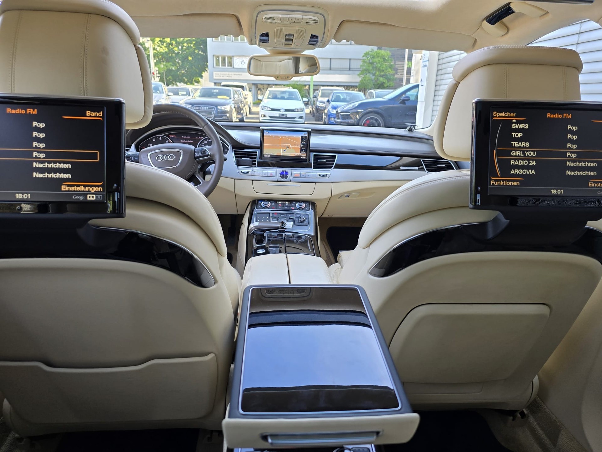 AUDI A8 L 4.0 TFSI-image-12