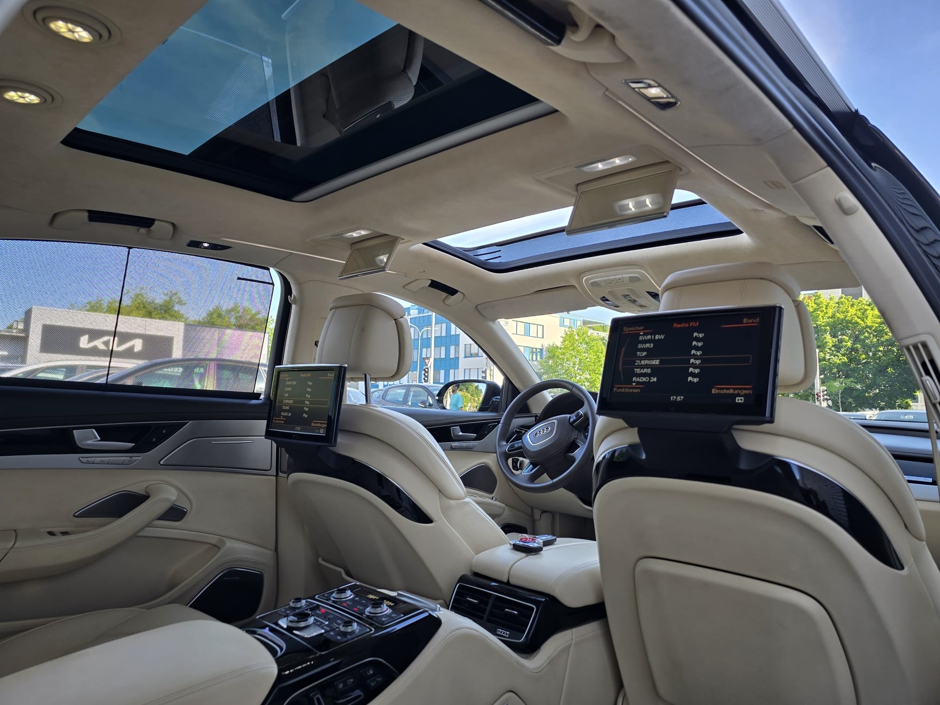 AUDI A8 L 4.0 TFSI-image-20