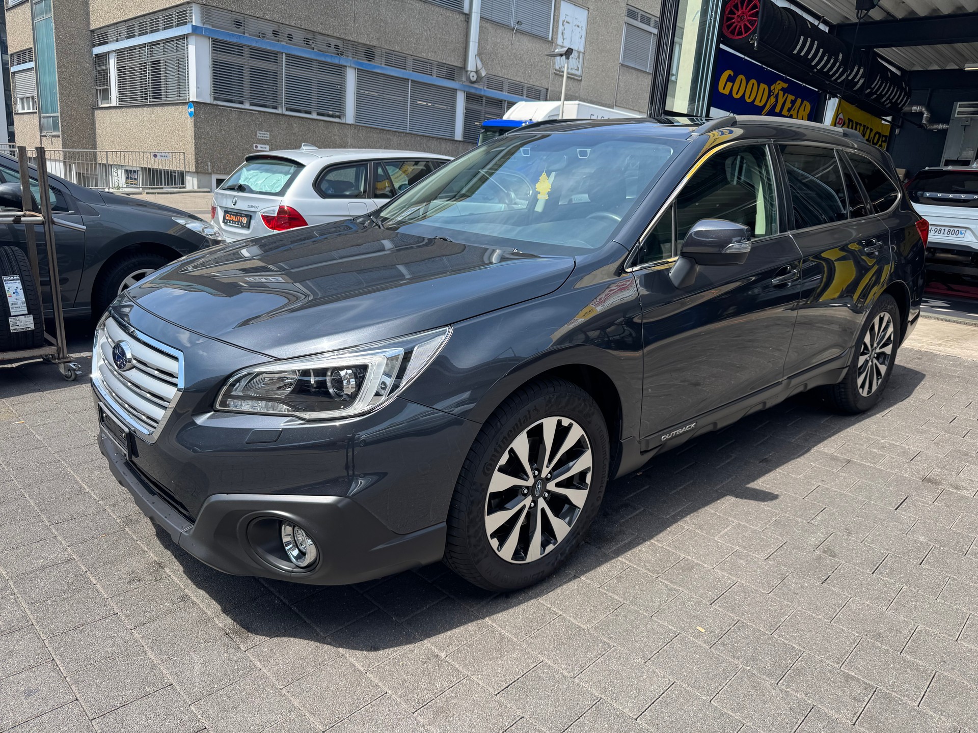 SUBARU Outback 2.0D Swiss AWD-image-3
