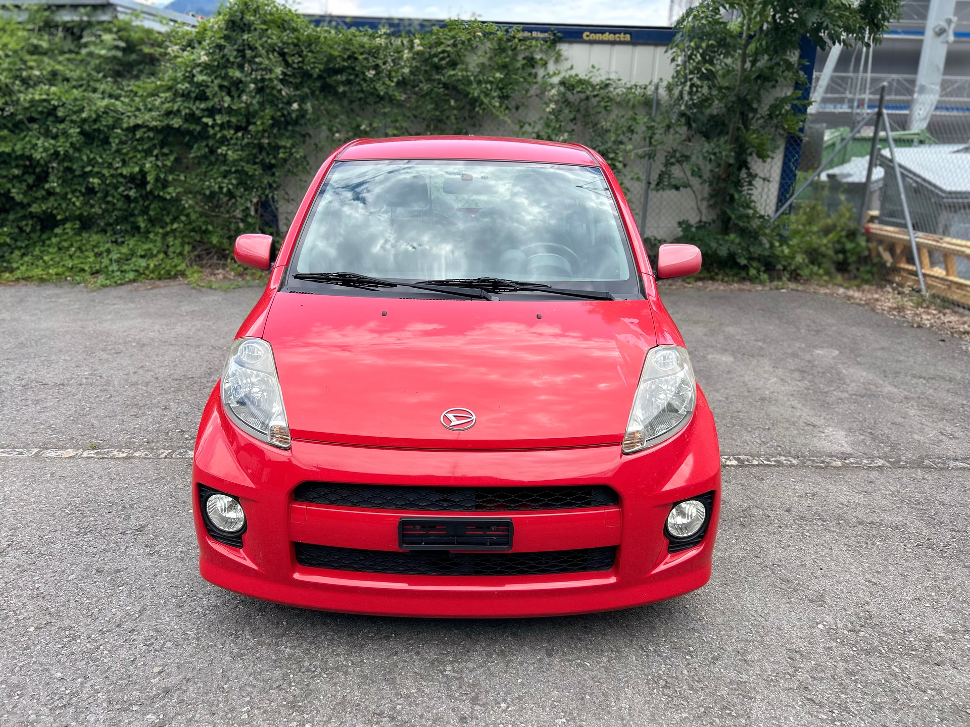 DAIHATSU Sirion 1.3 S eco-4WD Automatik-image-4