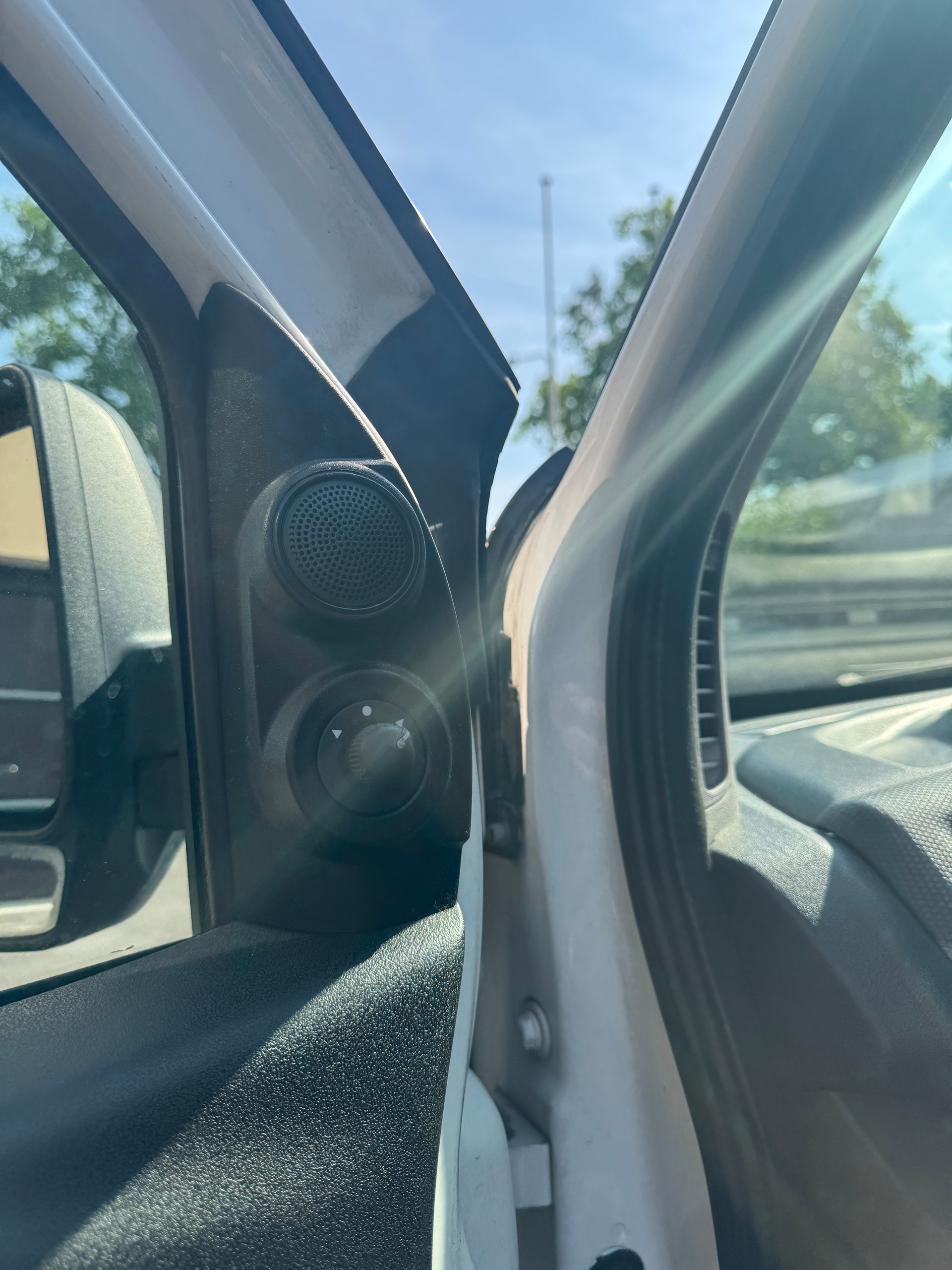 FIAT Doblò 1.4 16V Cargo Swiss-image-11