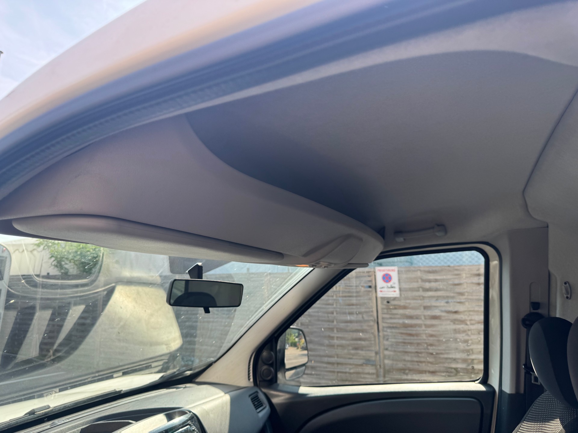 FIAT Doblò 1.4 16V Cargo Swiss-image-18