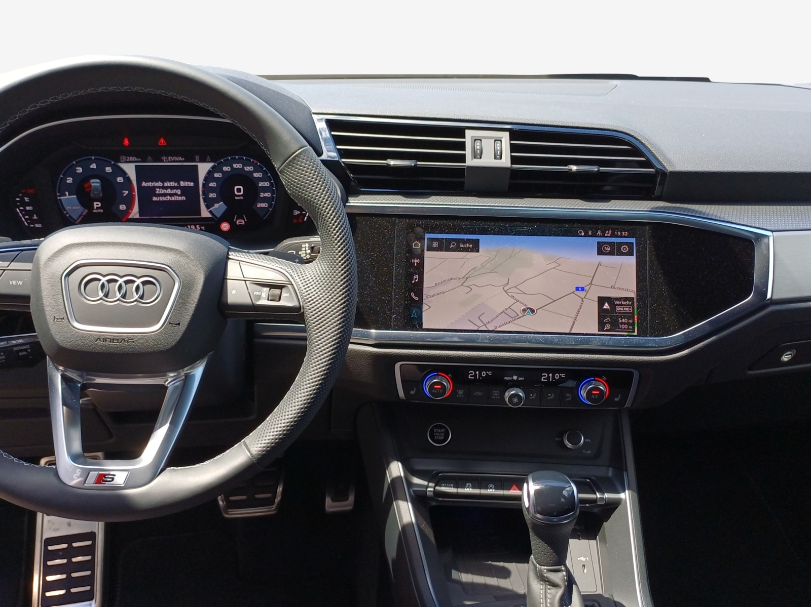 AUDI Q3 45 TFSI S line quattro S-tronic-image-8