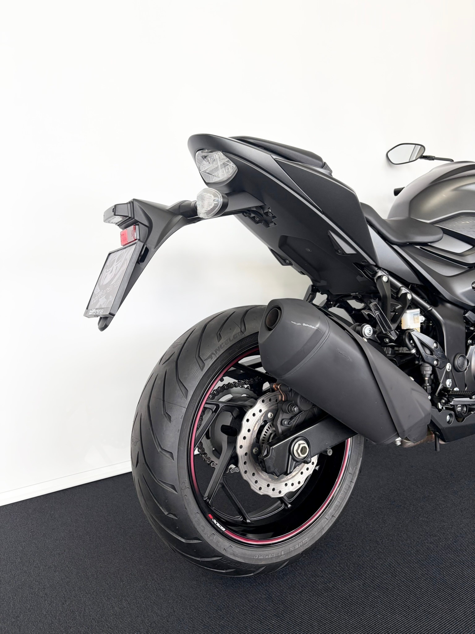 SUZUKI GSX-S 750 ABS-showroom-element-2