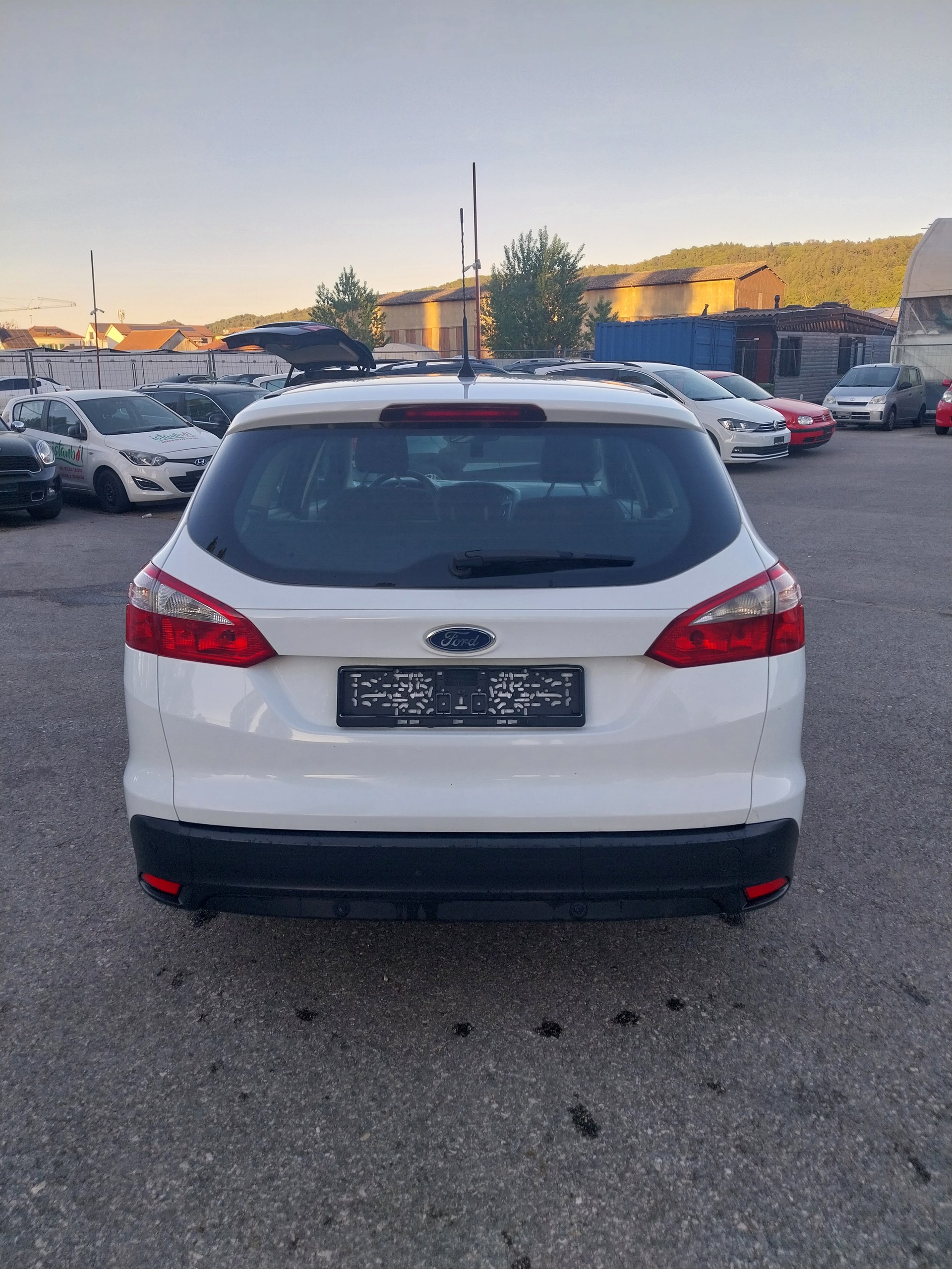 FORD Focus 1.6 TDCi Trend-image-3
