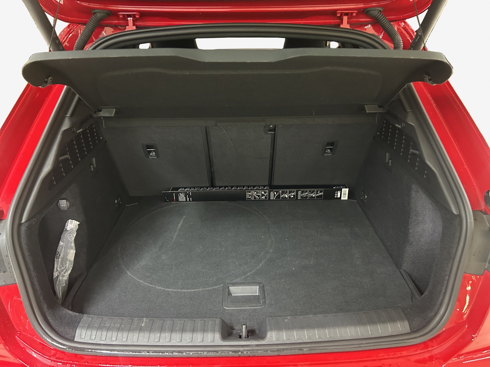AUDI RS3 Sportback 2.5 TSI quattro S-tronic-image-12