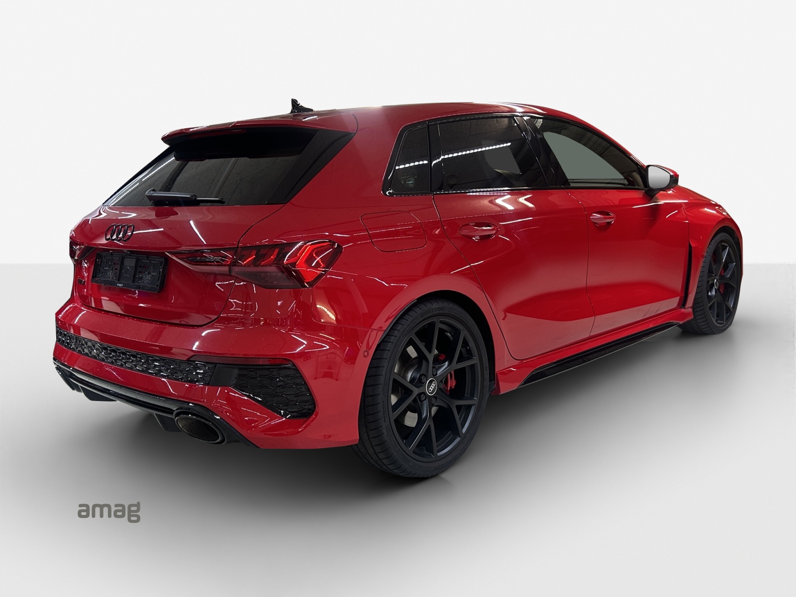 AUDI RS3 Sportback 2.5 TSI quattro S-tronic-image-4