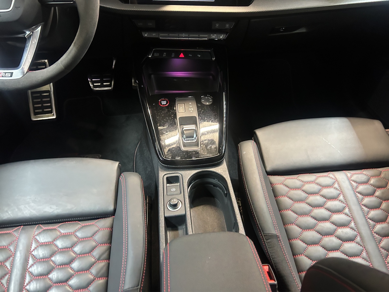 AUDI RS3 Sportback 2.5 TSI quattro S-tronic-image-10