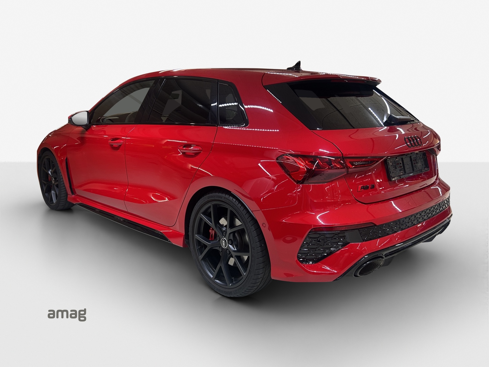 AUDI RS3 Sportback 2.5 TSI quattro S-tronic-image-2