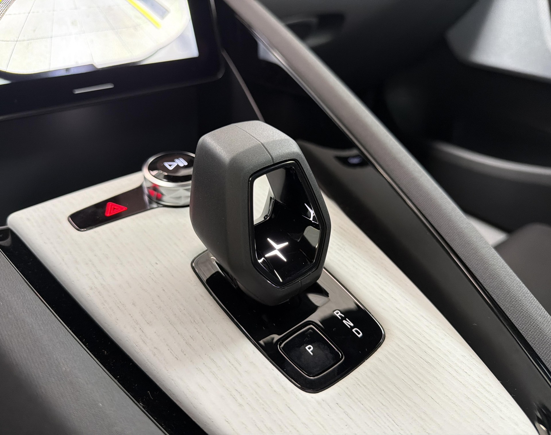 POLESTAR 2 Long Range Single Motor Prim-image-12