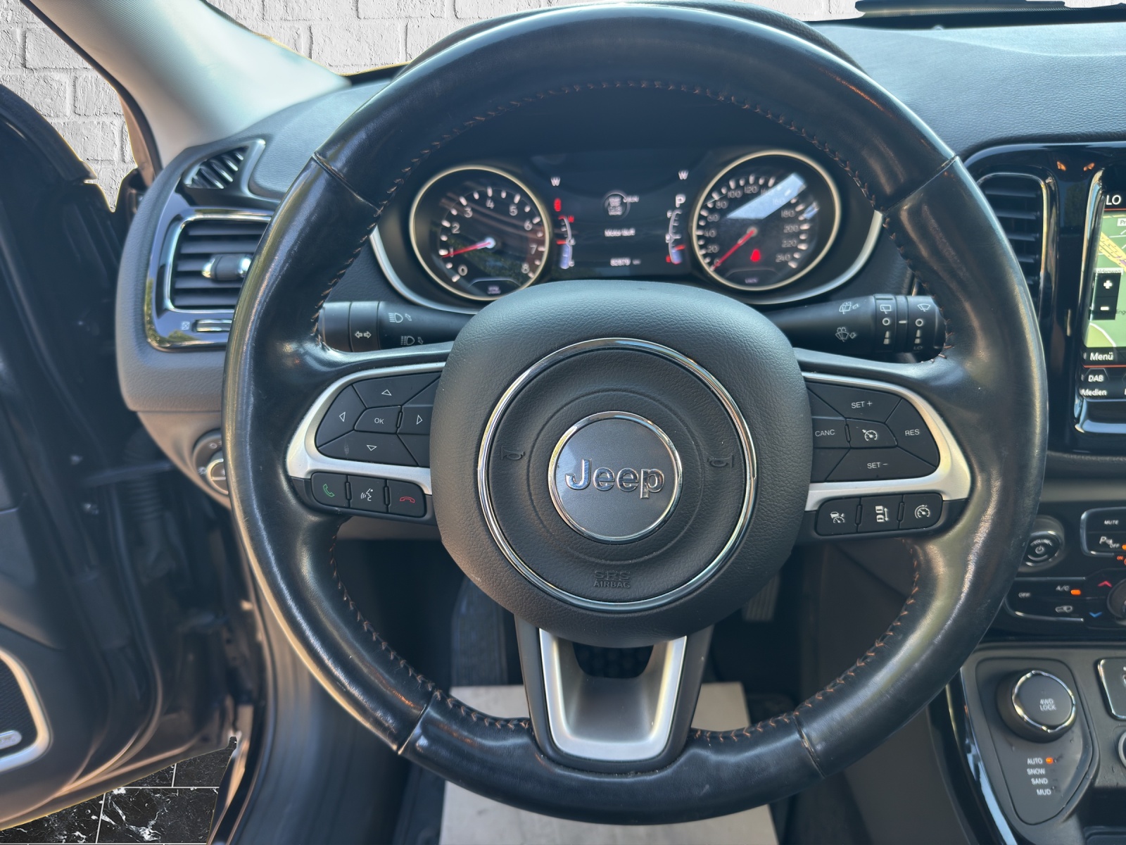 JEEP Compass 1.4 Turbo Limited AWD 9ATX-image-14