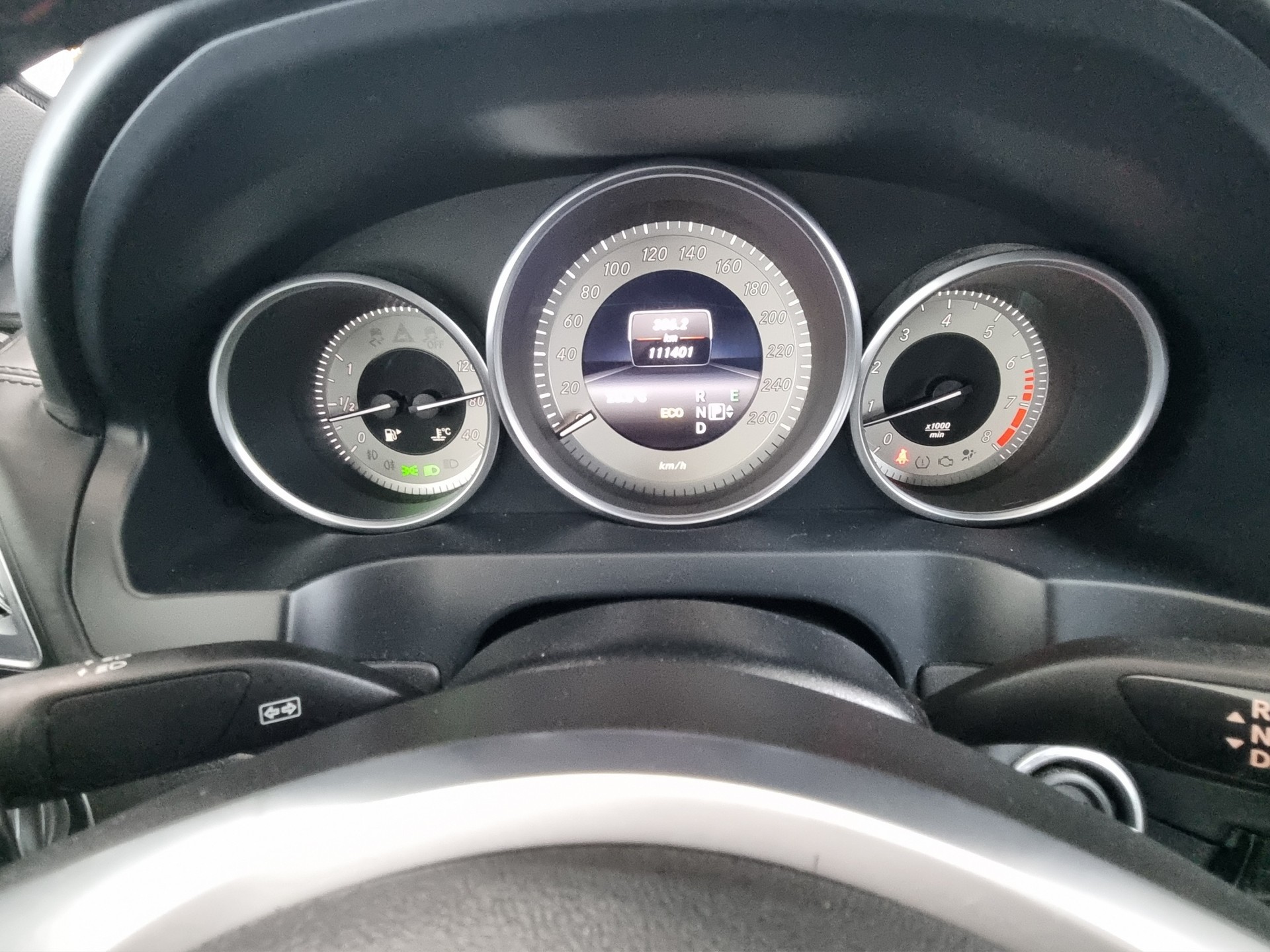 MERCEDES-BENZ E 250 A207 Cabriolet-image-10