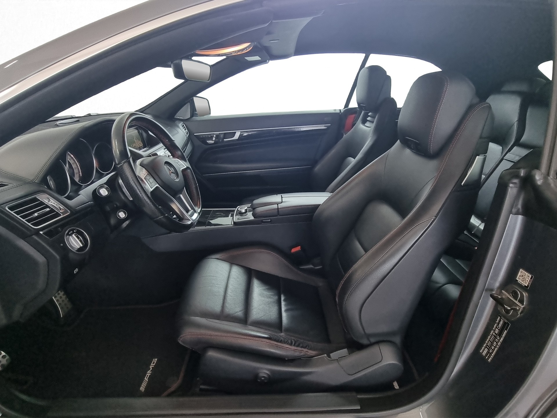 MERCEDES-BENZ E 250 A207 Cabriolet-image-5