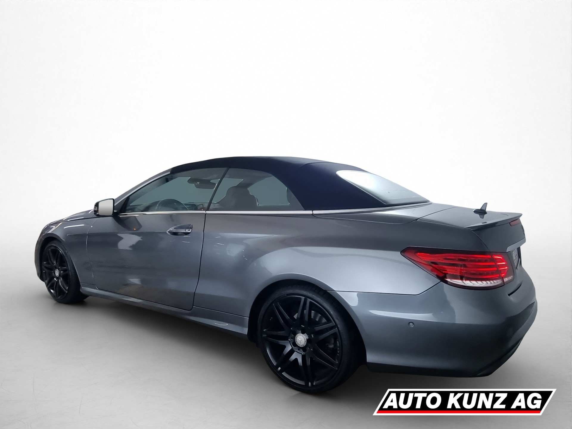 MERCEDES-BENZ E 250 A207 Cabriolet-image-3