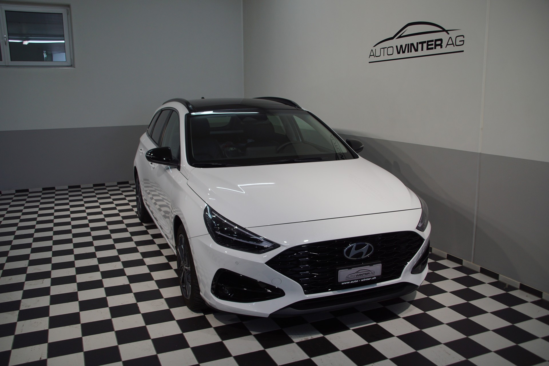 HYUNDAI i30 Wagon 1.5 T-GDi Vertex 48V MH DCT *swiss*-image-2