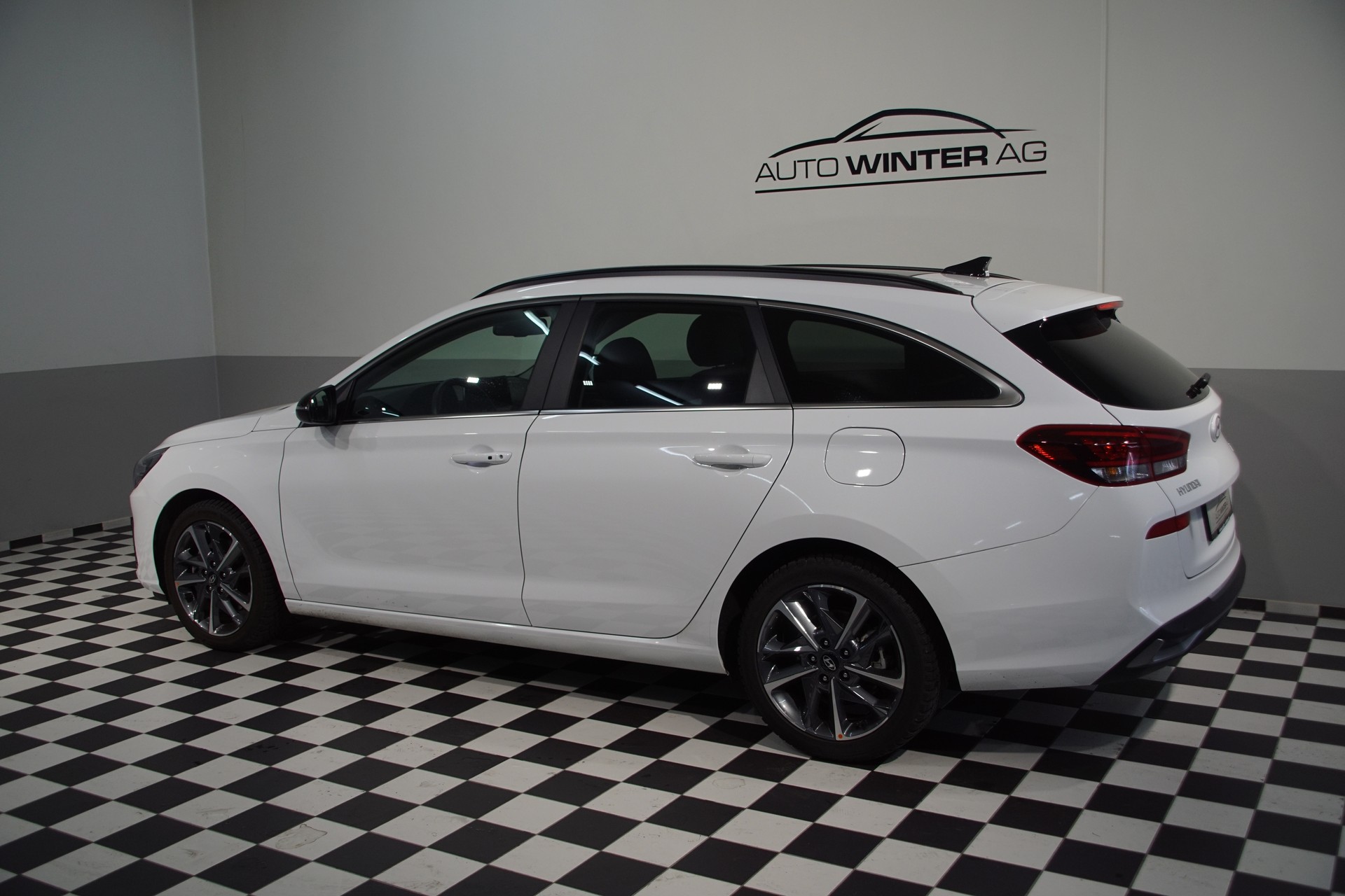HYUNDAI i30 Wagon 1.5 T-GDi Vertex 48V MH DCT *swiss*-image-7