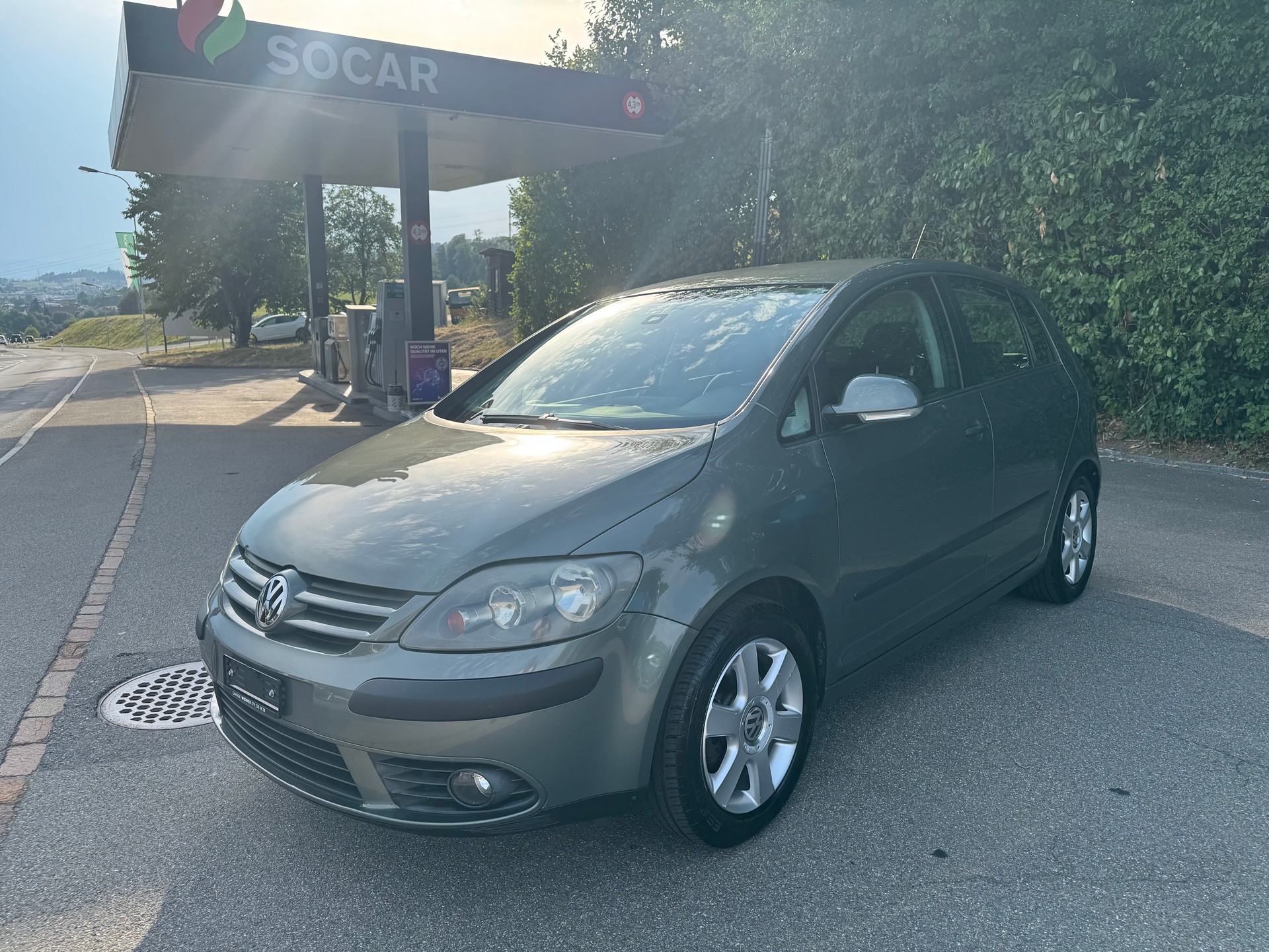 VW Golf Plus 2.0 FSI Comfortline-image-1