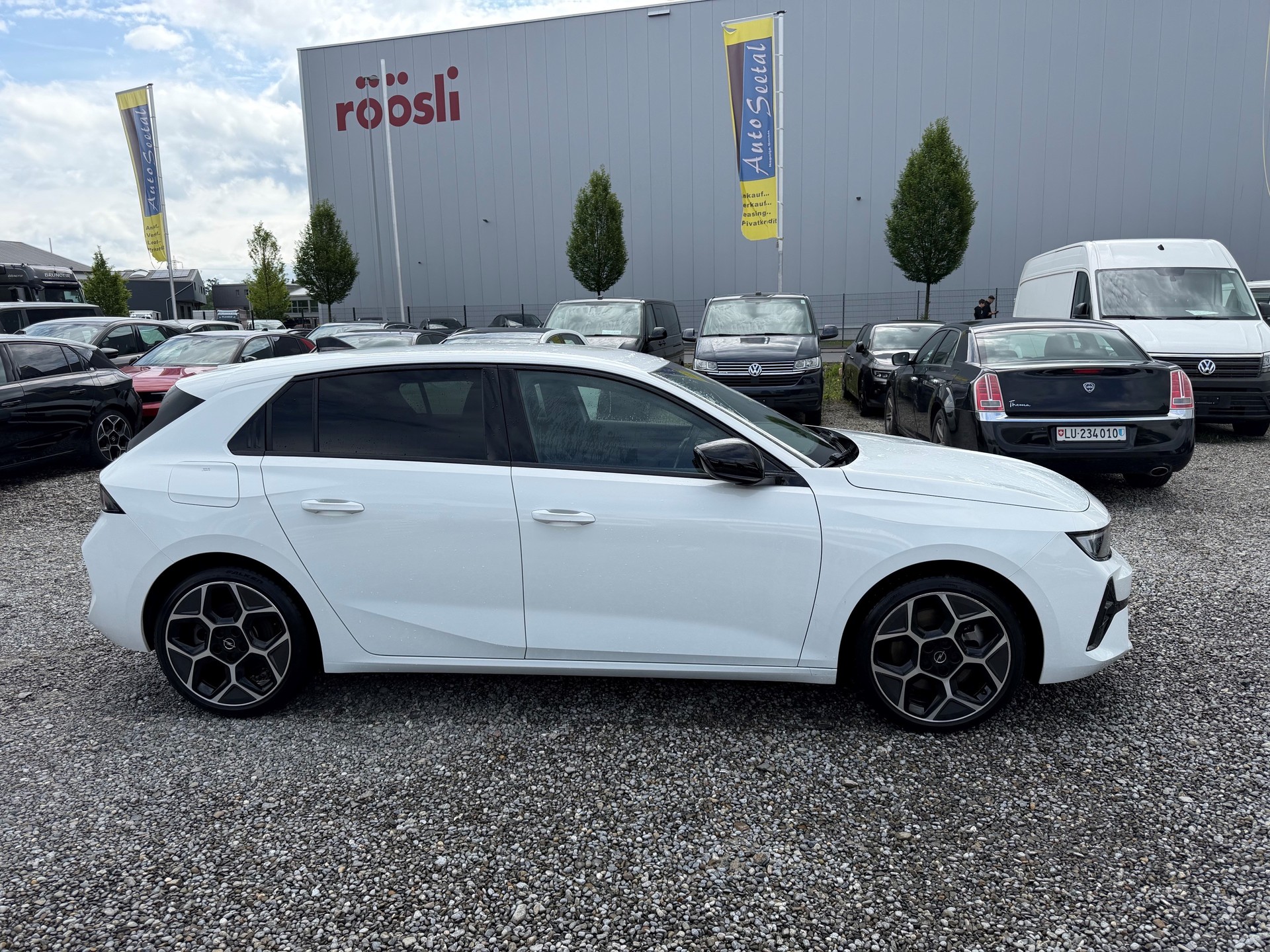 OPEL Astra 1.6 PHEV Turbo Swiss Plus A-image-3