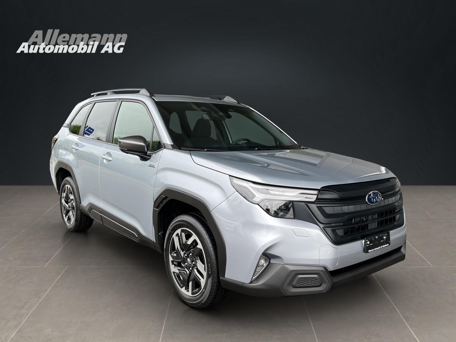 SUBARU Forester Station 2.0i e-Boxer Swiss Plus-image-1