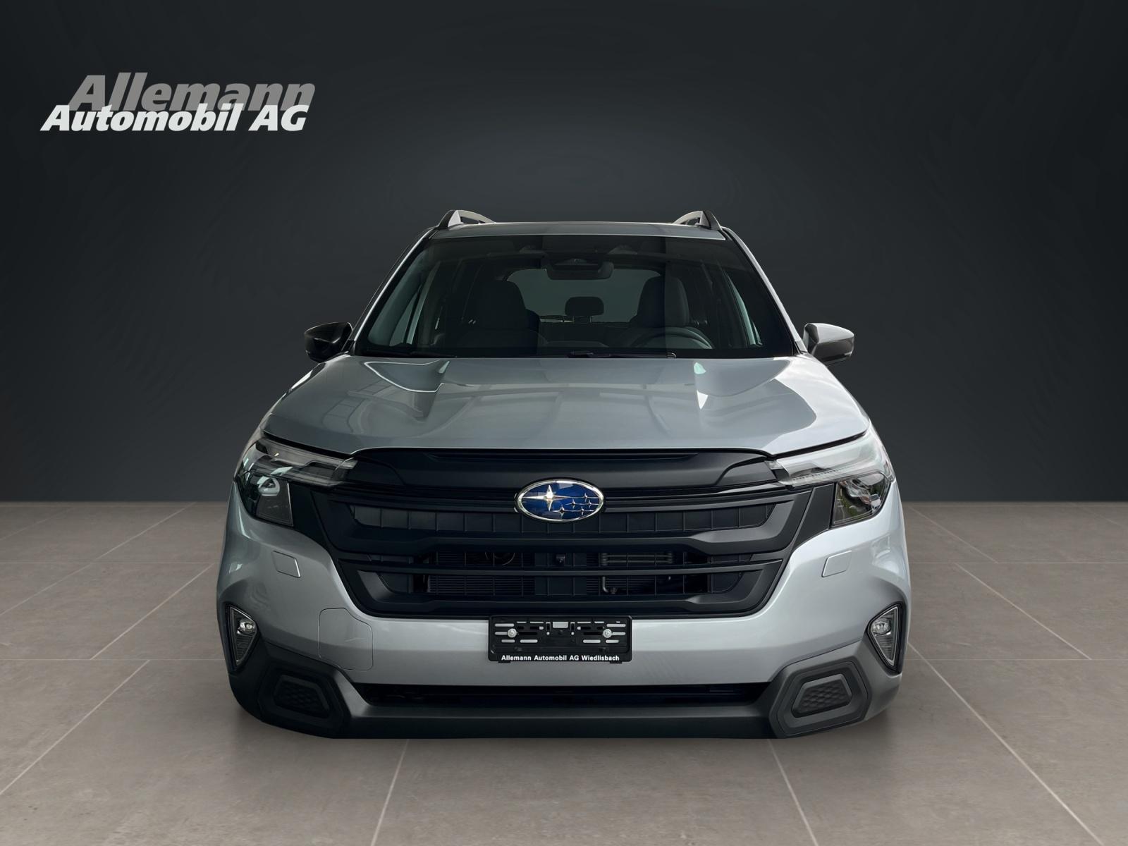 SUBARU Forester Station 2.0i e-Boxer Swiss Plus-image-2