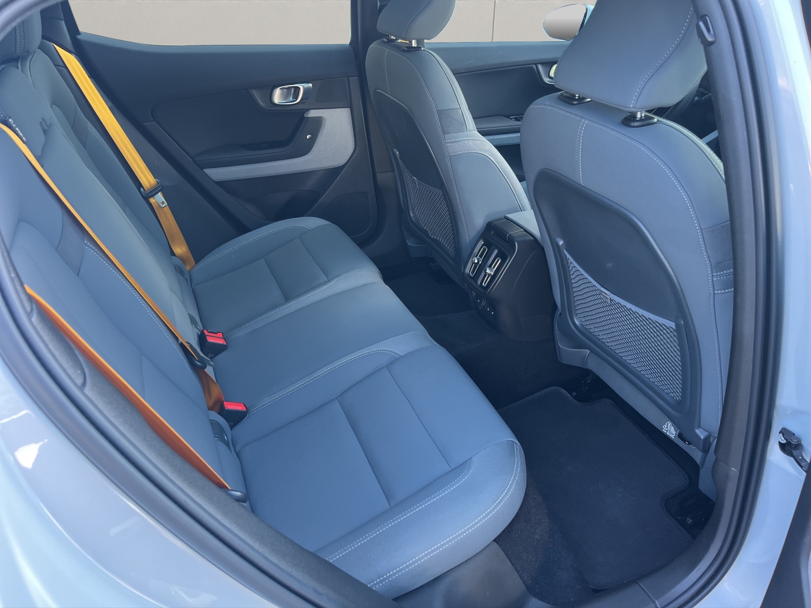 POLESTAR 2 Long Range Dual Motor-image-1