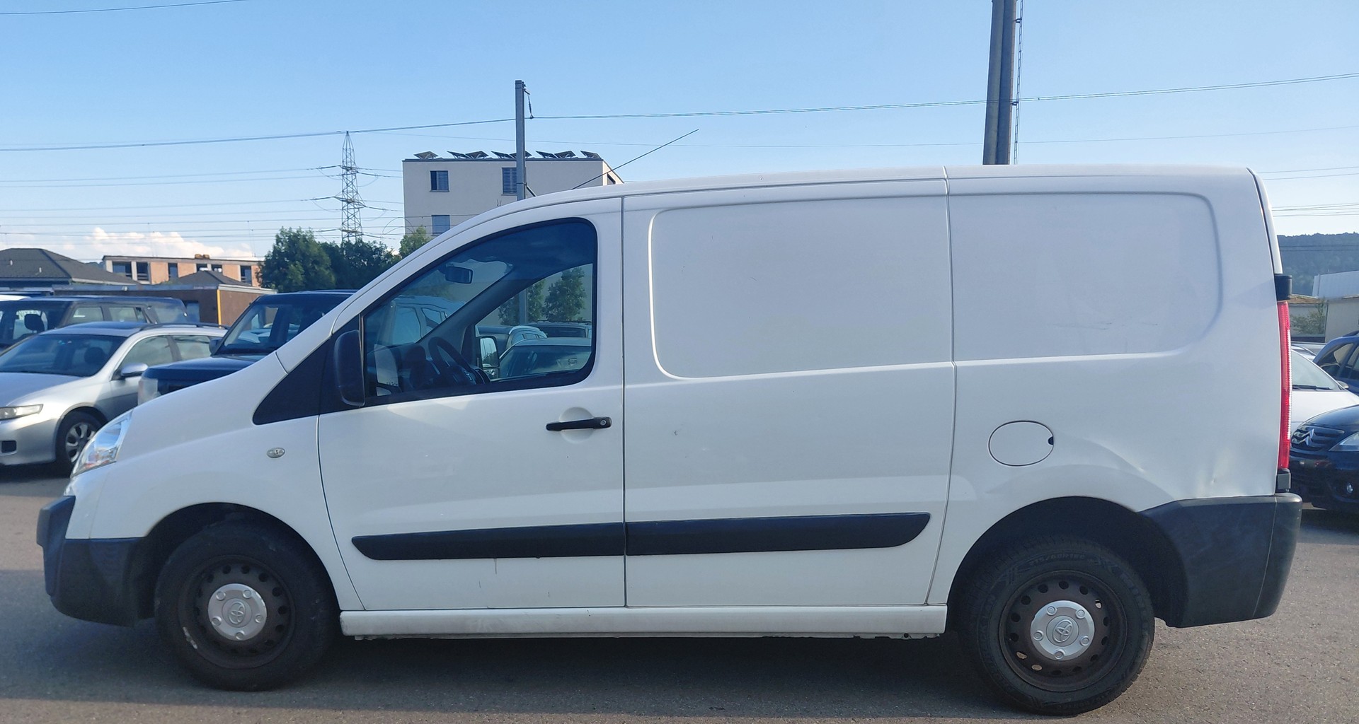 TOYOTA Proace 2.0D Glass Van Luna L1H1 . 3 Plätze Klimaanlage-image-4