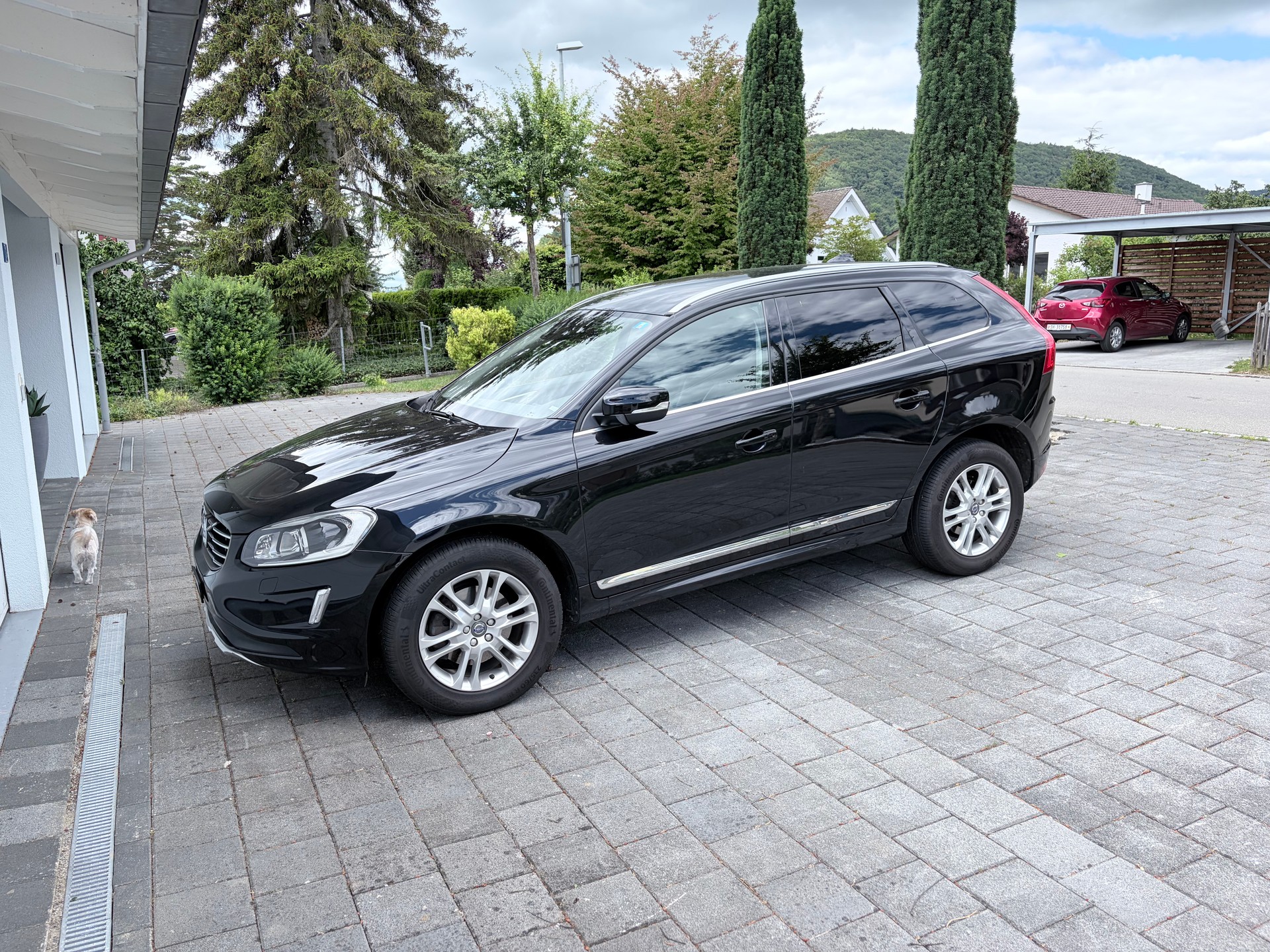 VOLVO XC60 2.4 D5 Summum AWD-image-3