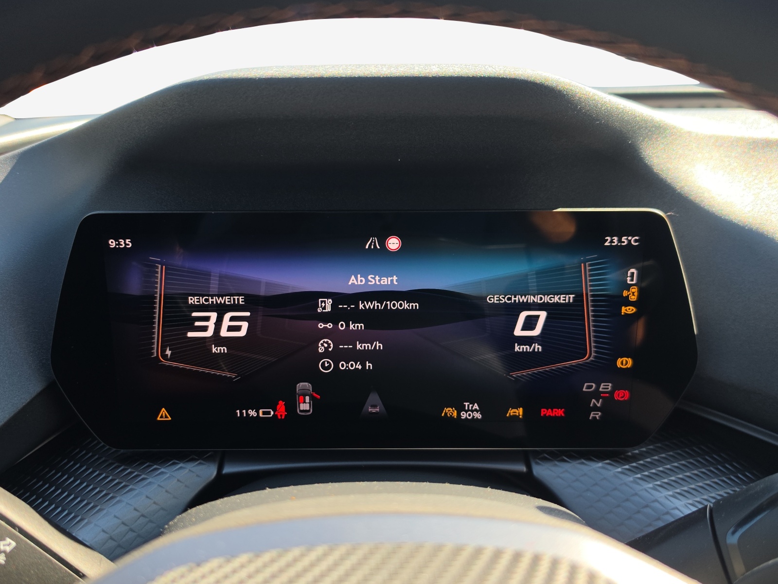 CUPRA Raval 52 kWh Dynamic+ Launch Edition-image-14