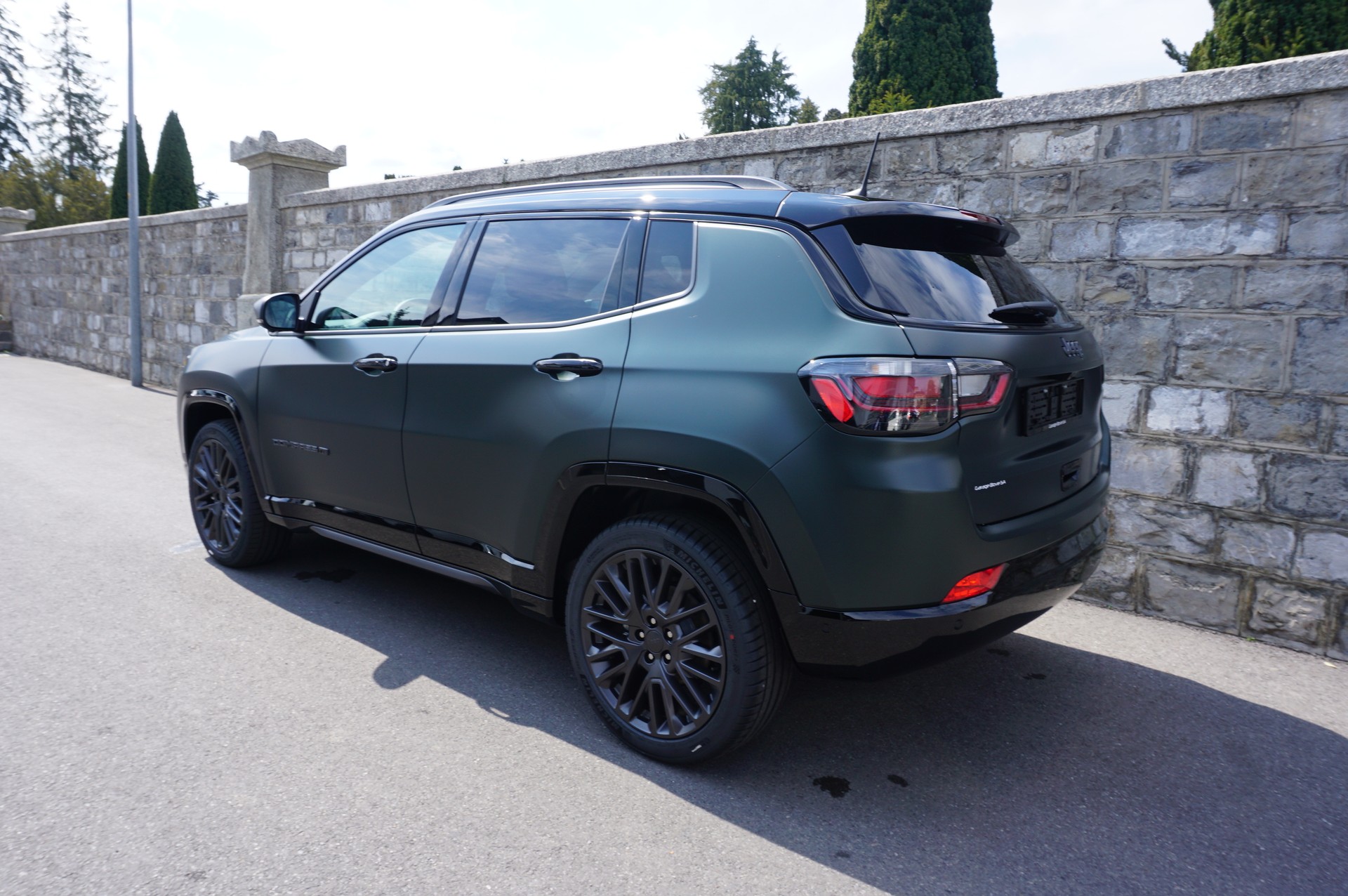 JEEP Compass 4x2 1.3 Turbo 80th Anniversary DKG-image-2