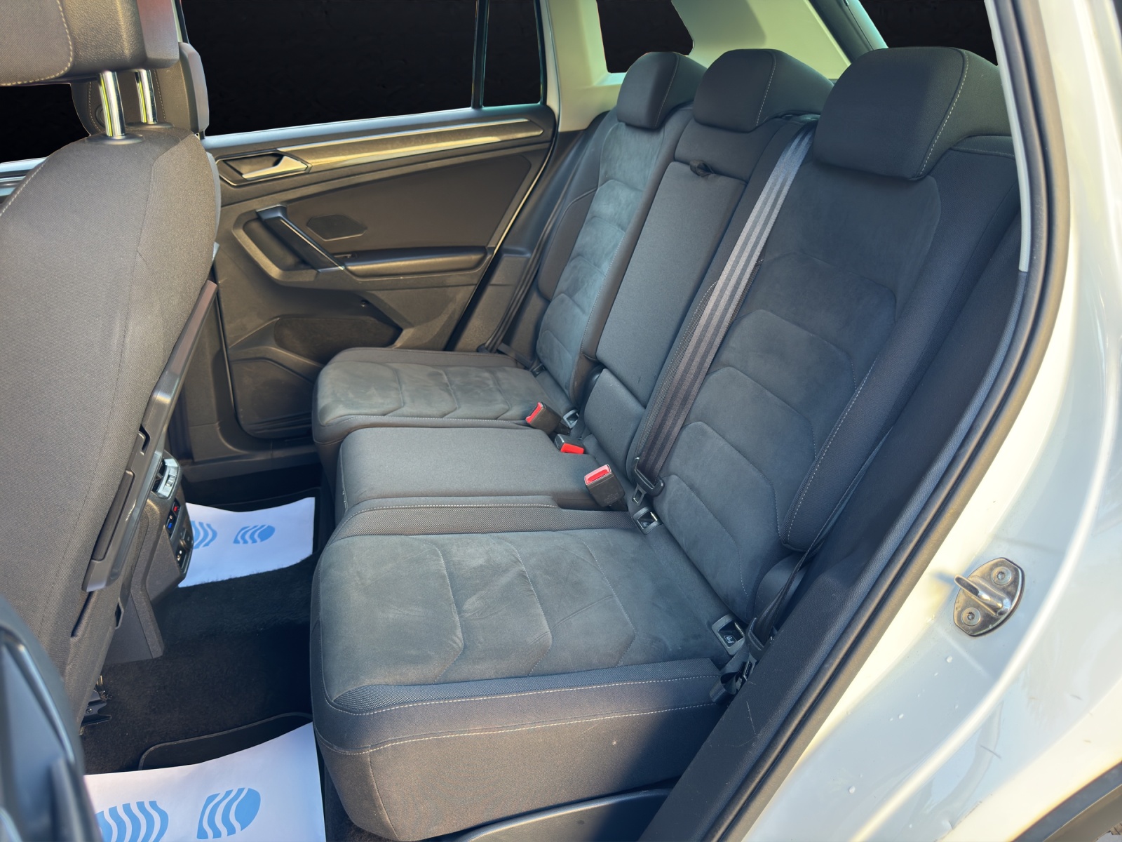 VW Tiguan 2.0 TDI 190-PS SCR Highline 4Motion DSG-image-21