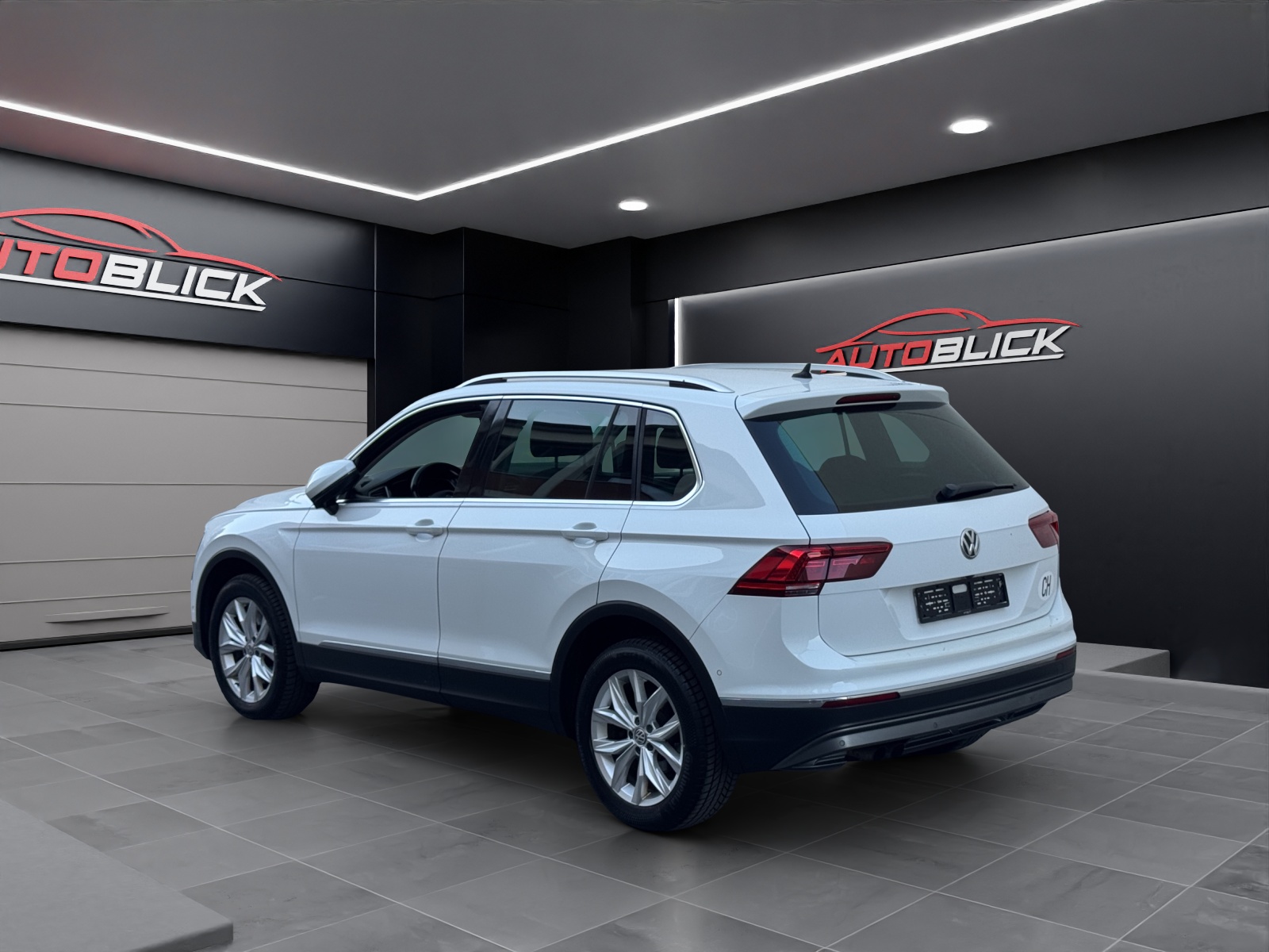 VW Tiguan 2.0 TDI 190-PS SCR Highline 4Motion DSG-image-1