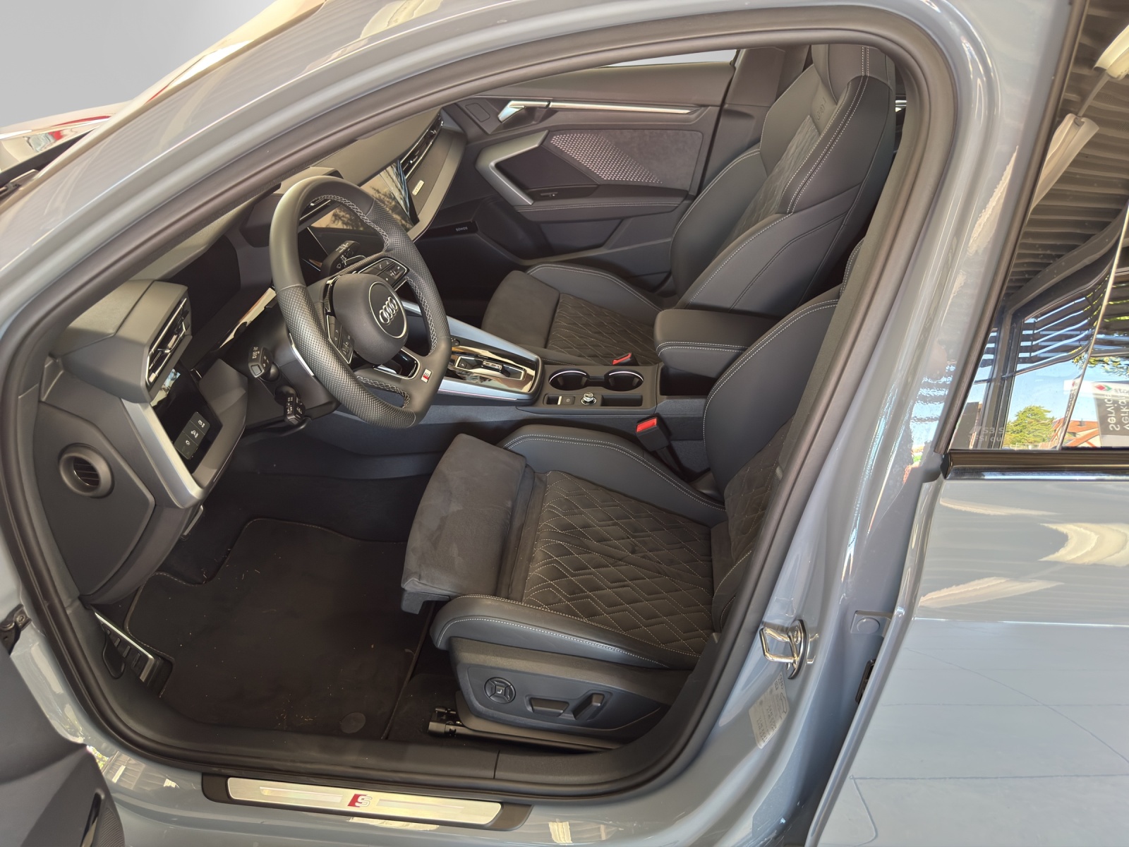 AUDI S3 Sportback TFSI quattro S-tronic, "Porsche arktikgrau"-image-8